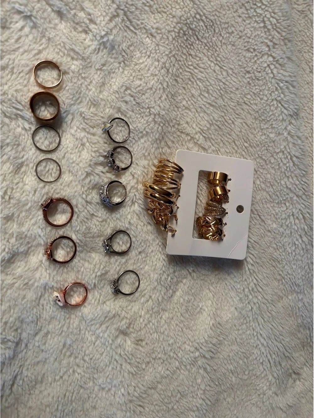 Set of various fashion Rings and earrings silver gold